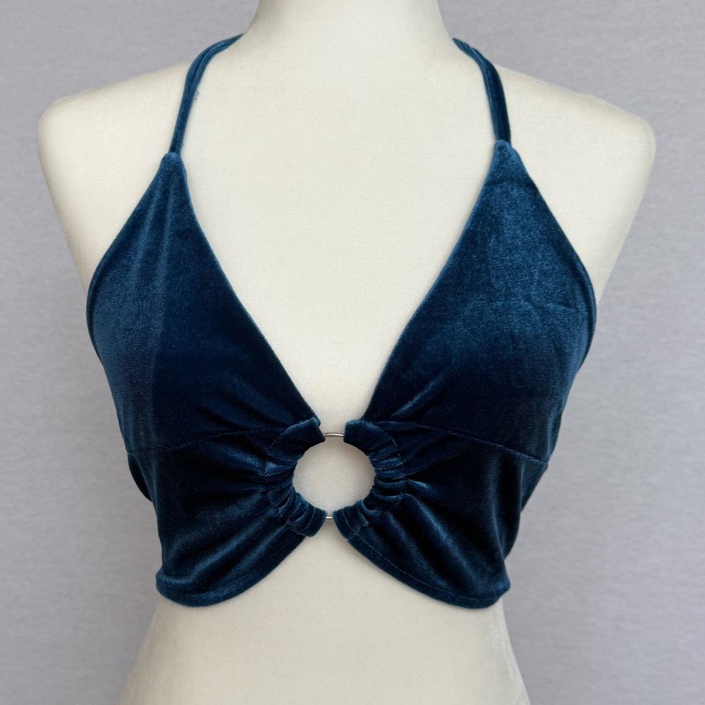 SHEIN Blue Velvet Crop Top
